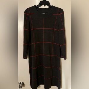 Liz Claiborne Sweaterdresa—Size Large—Excellent Condition